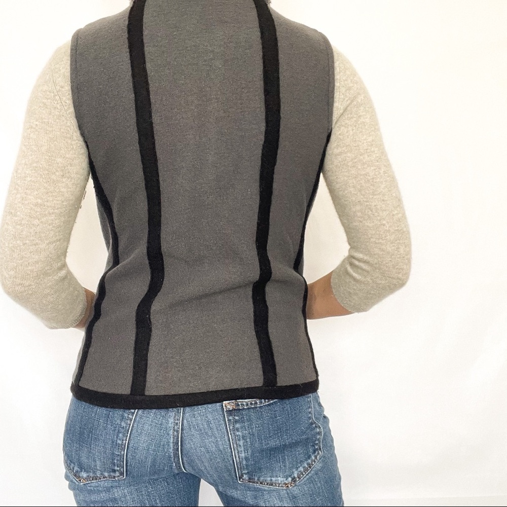 Icelandic Design Gray Wool Vest Women Size Small - Picture 6 of 16